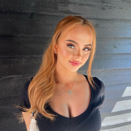 Sarah, 29