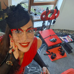 MISTRESS JULIA, 35