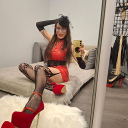 MISTRESS JULIA, 35