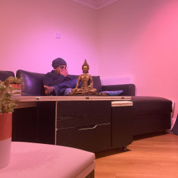 adulateuk, 39