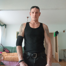 Ivarikx35, 35