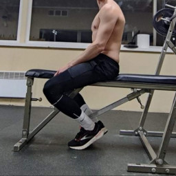 Gatis, 33